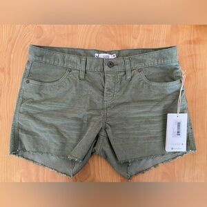 Carve Designs Oahu Short Size 4